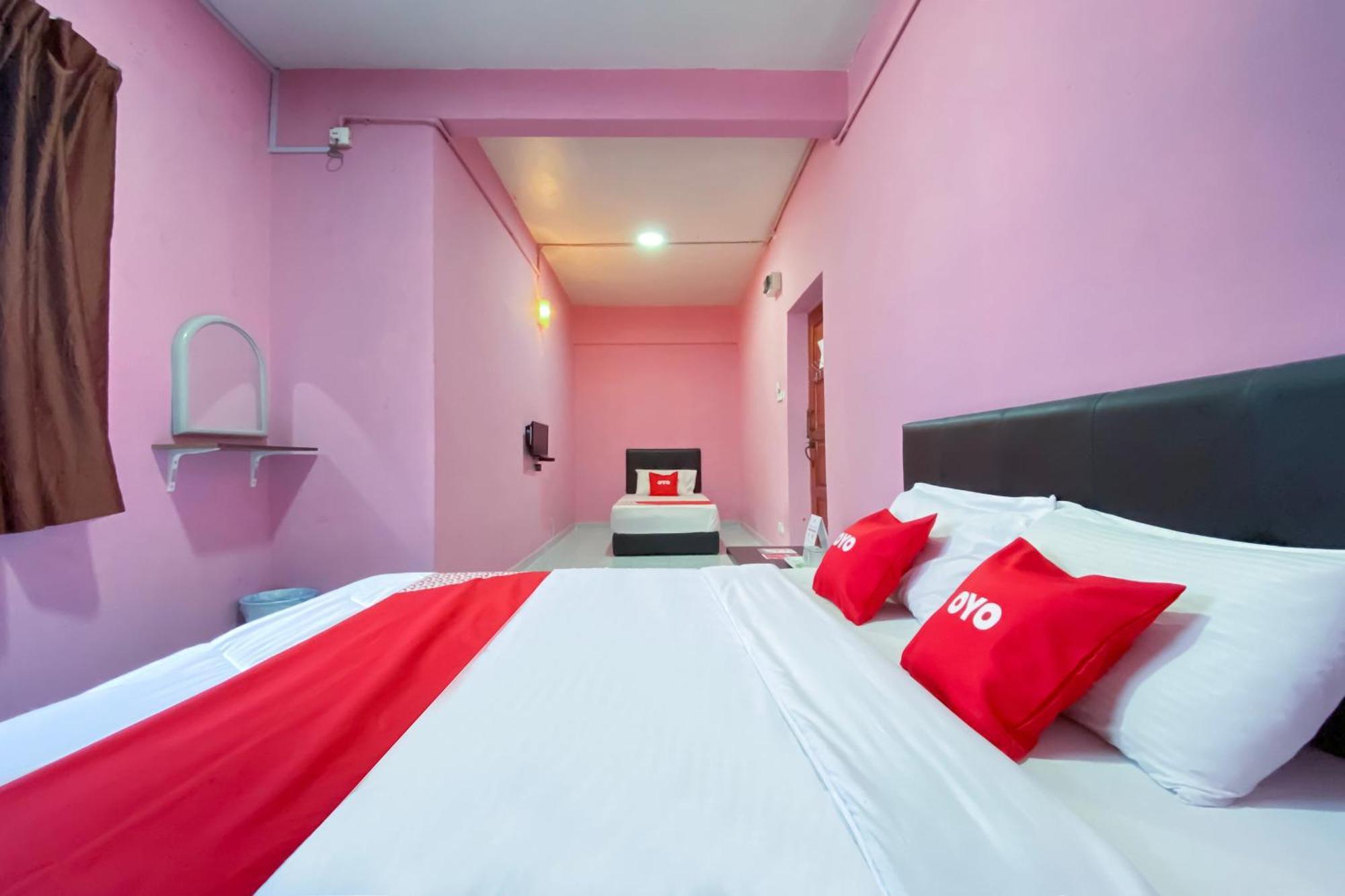Coop Hotel Kangar Exterior foto