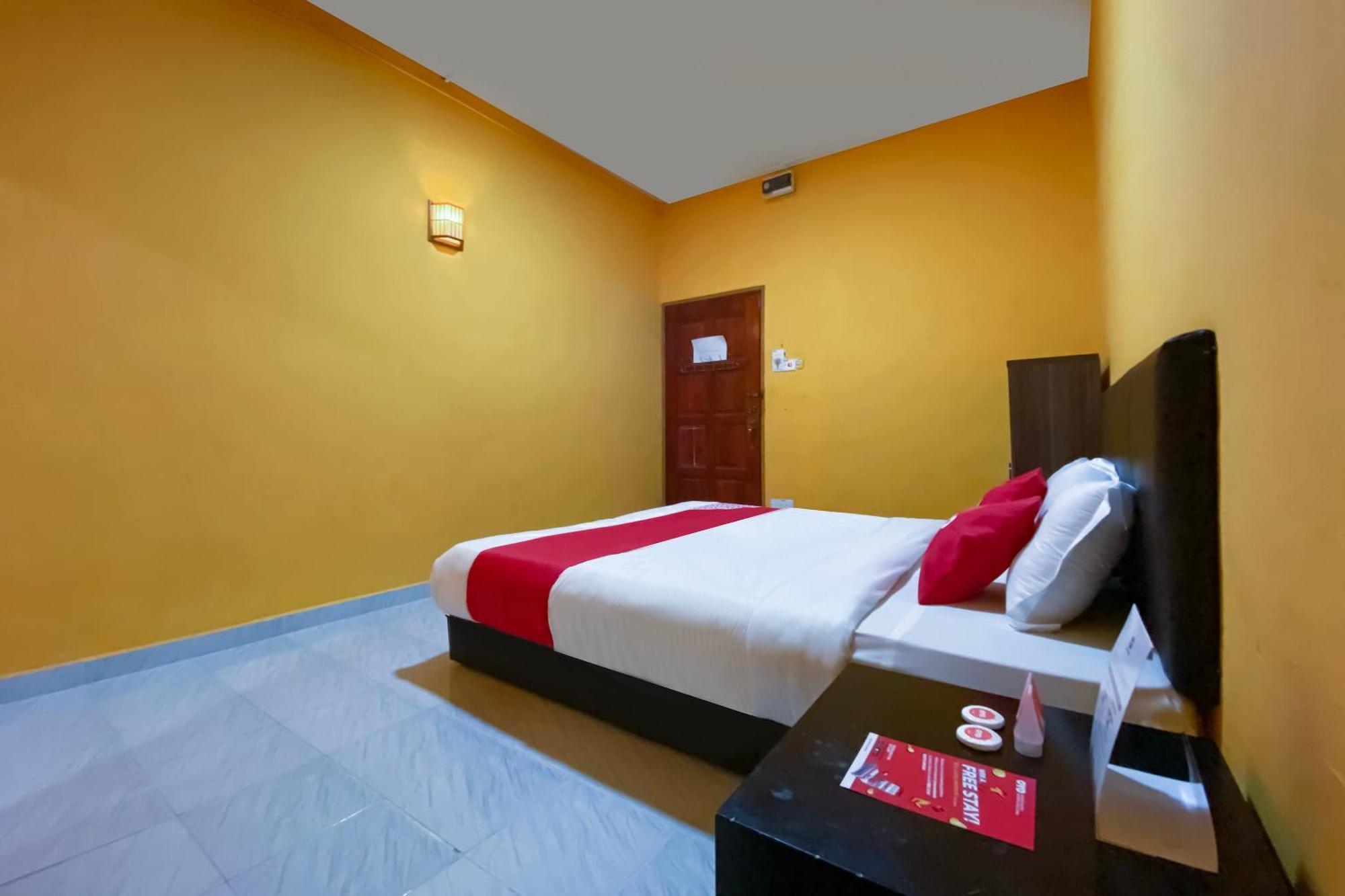 Coop Hotel Kangar Exterior foto