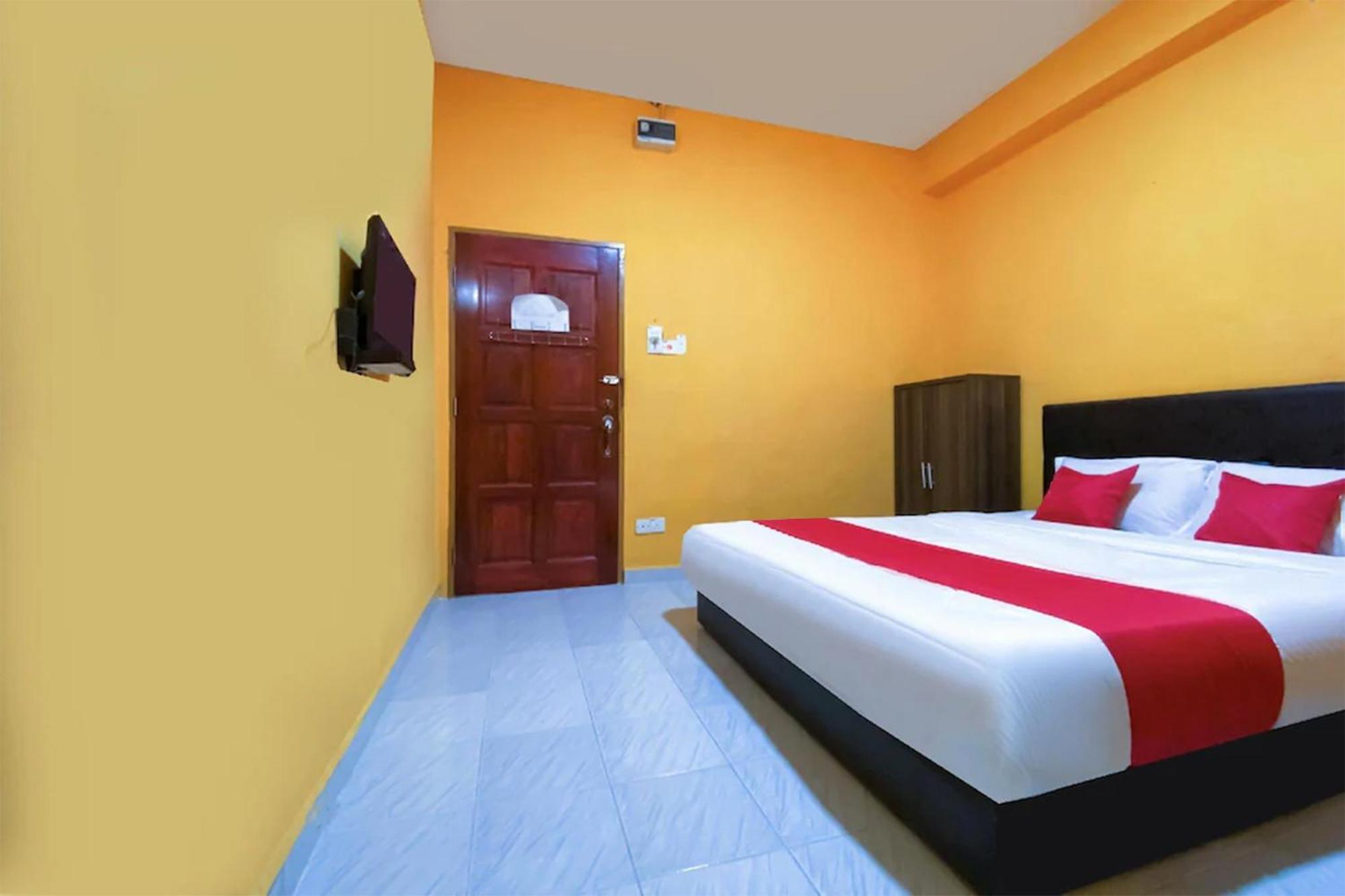 Coop Hotel Kangar Exterior foto