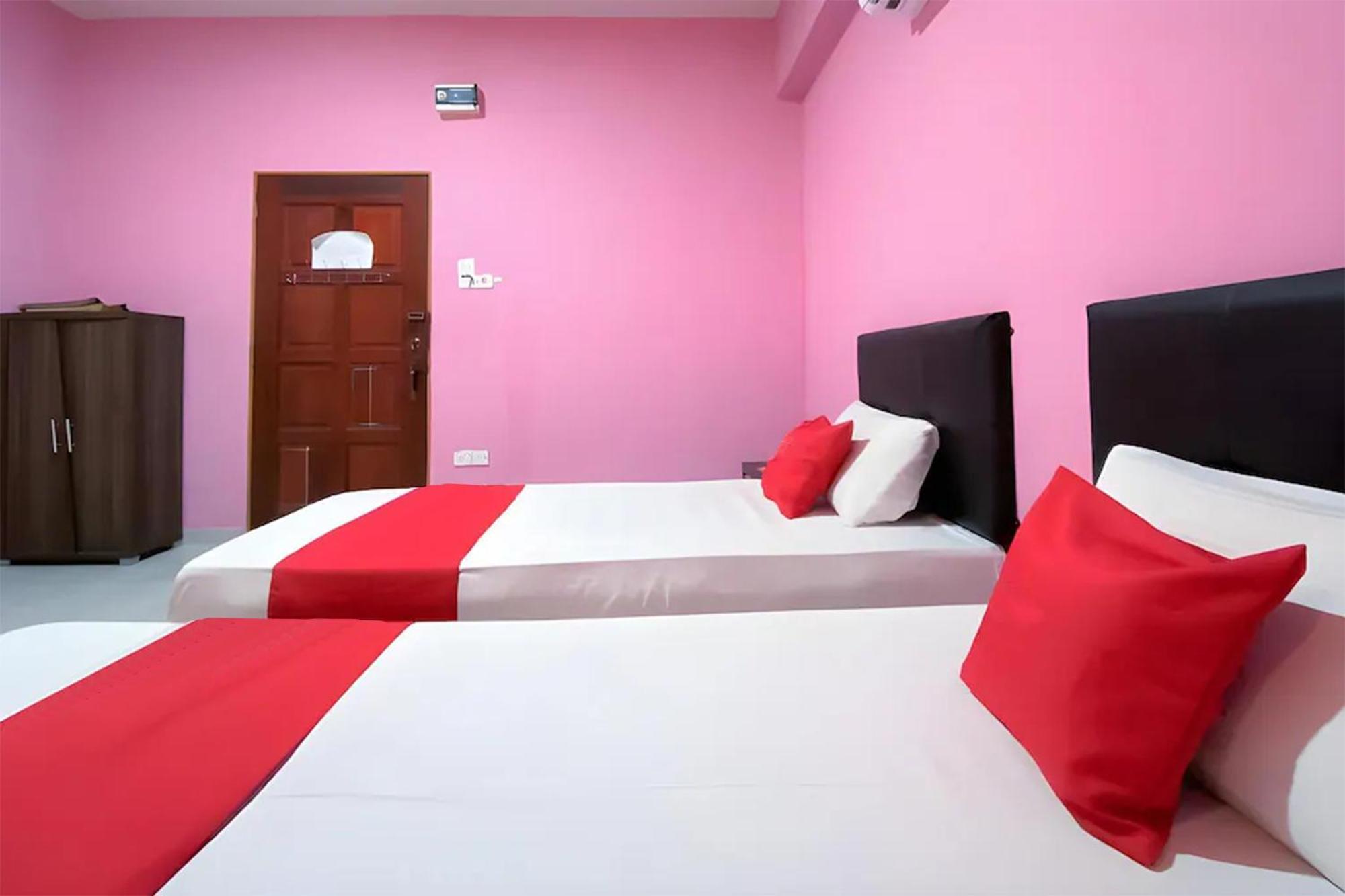 Coop Hotel Kangar Exterior foto