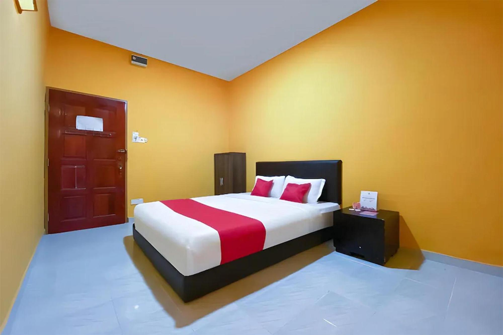 Coop Hotel Kangar Exterior foto